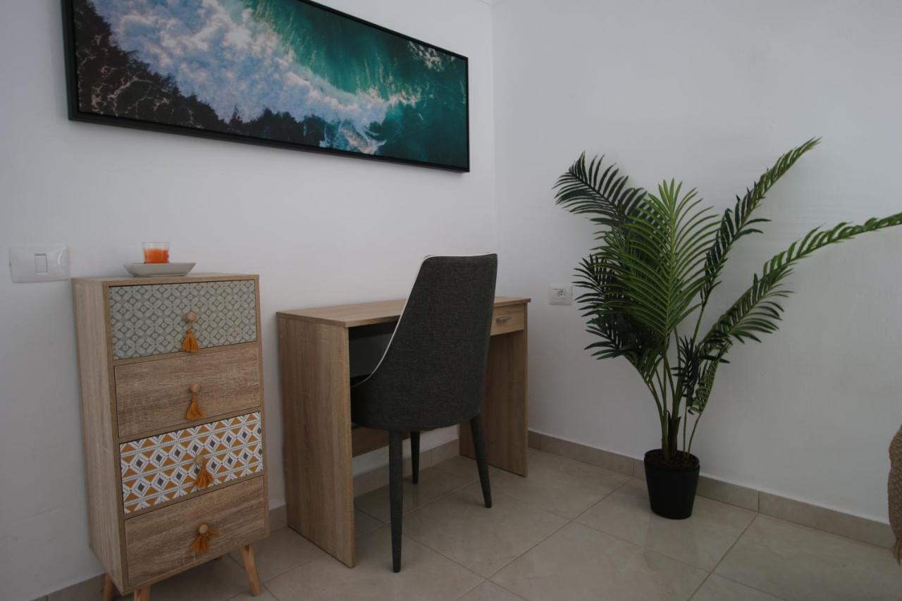 סן מיגל דה אבונה Casita Maria - Luxurious 1-Bedroom Apartment With Sea Views And Pool מראה חיצוני תמונה